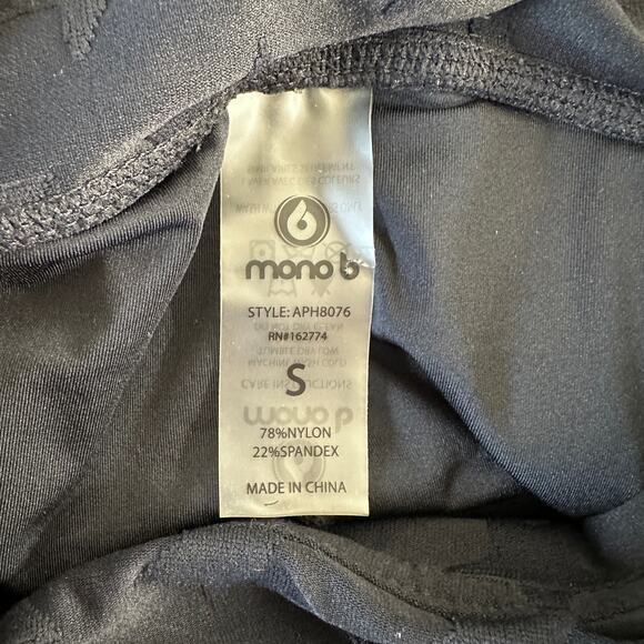 Mono B Black Polka Dot Textured Stars Legging Yoga Pants Small - Picture 9 of 12